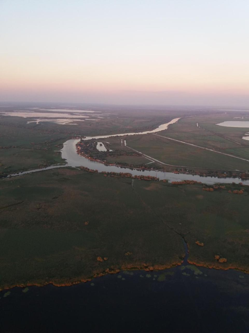 Pensiunea Mila 23 Mila Douăzeci şi Trei Buitenkant foto