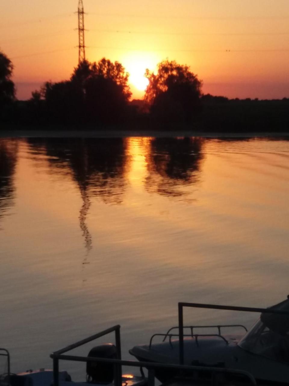 Pensiunea Mila 23 Mila Douăzeci şi Trei Buitenkant foto